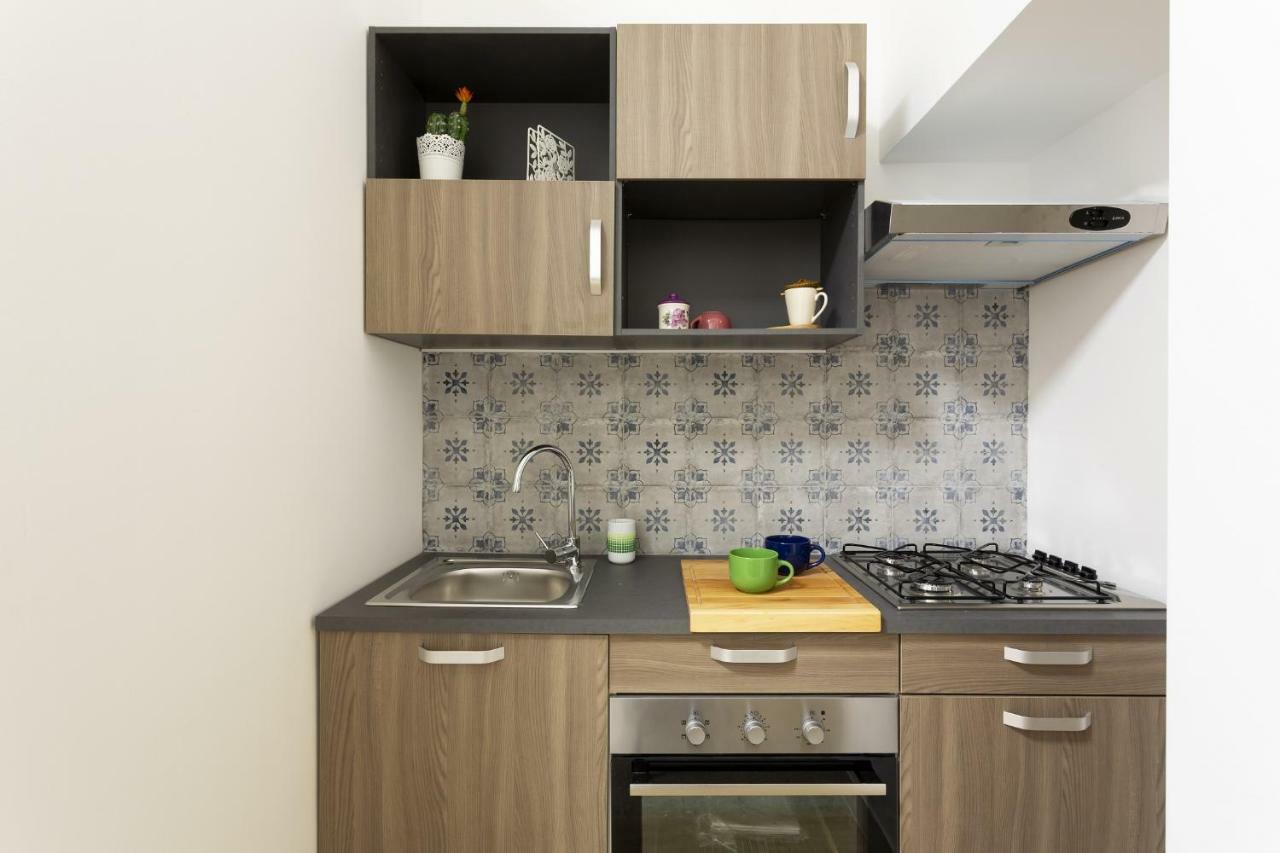Star Politeama Apartment ปาแลร์โม ภายนอก รูปภาพ
